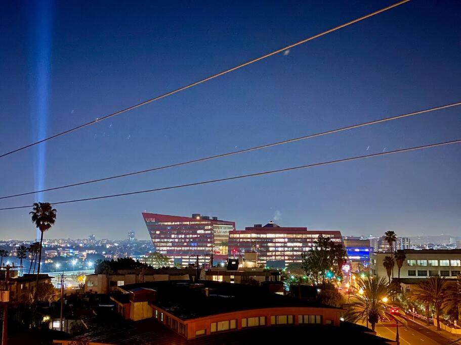 Penthouse Luxury, Dtla Views, Live-work Walk To Everything! Apartment