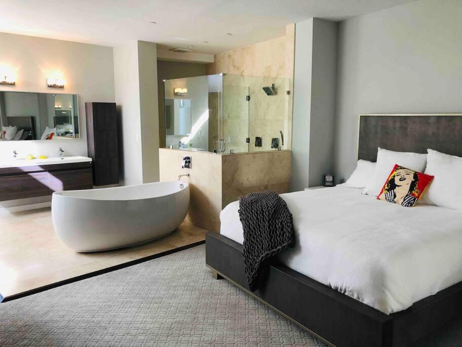 Penthouse Luxury, Dtla Views, Live-work Walk To Everything! Apartment Los Angeles