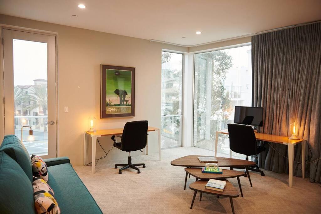 Penthouse Luxury, Dtla Views, Live-work Walk To Everything!