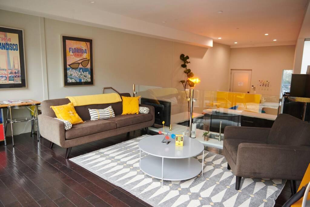 Penthouse Luxury, Dtla Views, Live-work Walk To Everything! Los Angeles