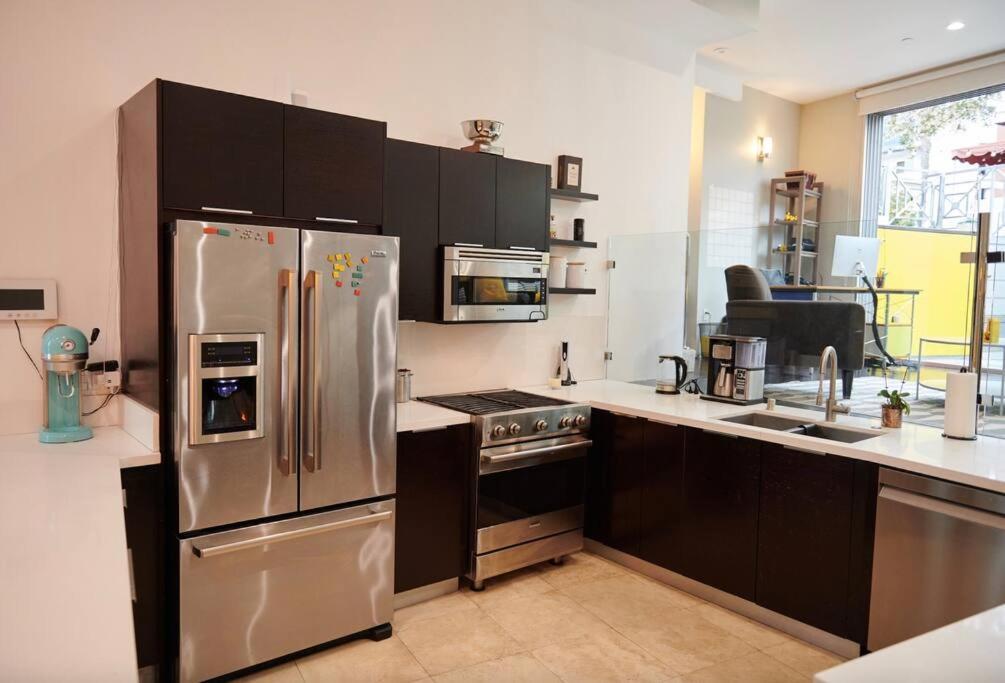 Apartment Penthouse Luxury, Dtla Views, Live-work Walk To Everything! *